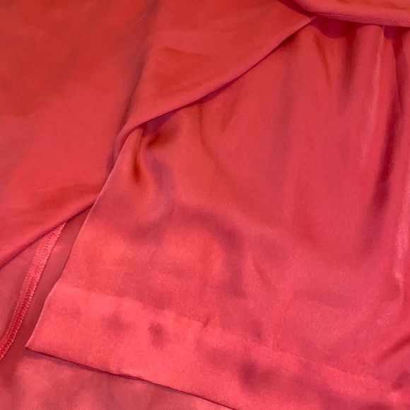 💖 ~Gorgeous Off The Shoulder Coral/Pink Dress! Size 6! Excellent Condition!~ 💖 - Picture 3 of 7